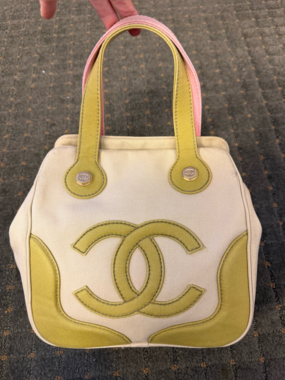 💯Authentic VINTAGE CHANEL CC Marshmallow Cream Canvas Tote Bag Green & Pink Trim